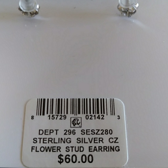 **GREAT GIFT** STERLING SILVER W/CZ DIAMONDS - Picture 4 of 5